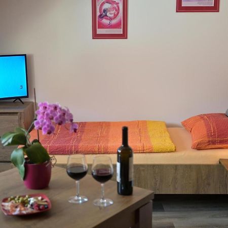 Penzion A Wellness U Trebonske Madony Dış mekan fotoğraf